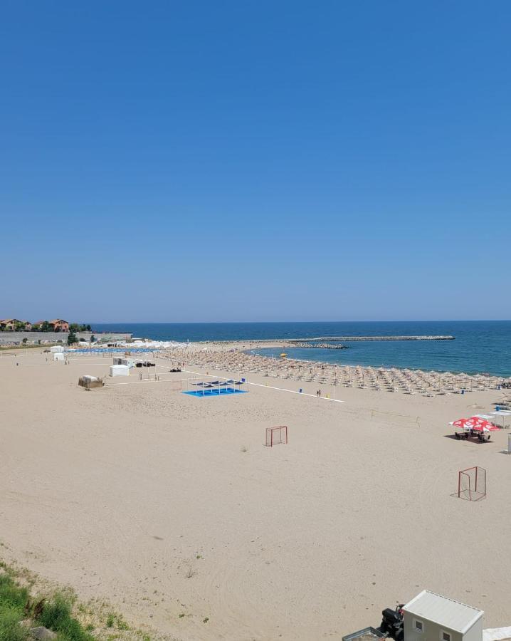 Faleza Nord Apartament De Lux Nou Pe Malul Marii Constanţa Exterior foto