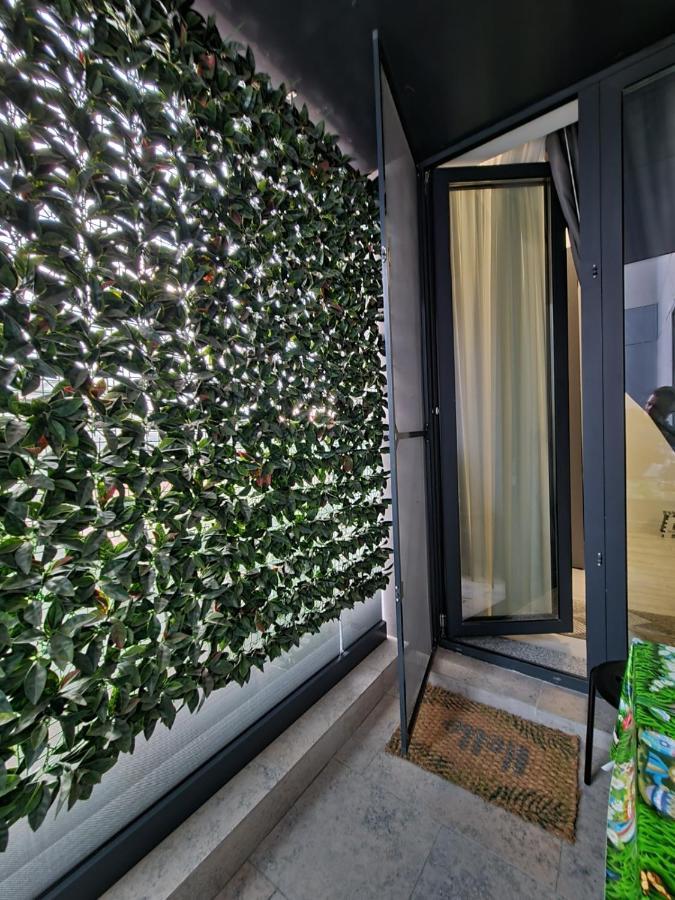 Faleza Nord Apartament De Lux Nou Pe Malul Marii Constanţa Exterior foto